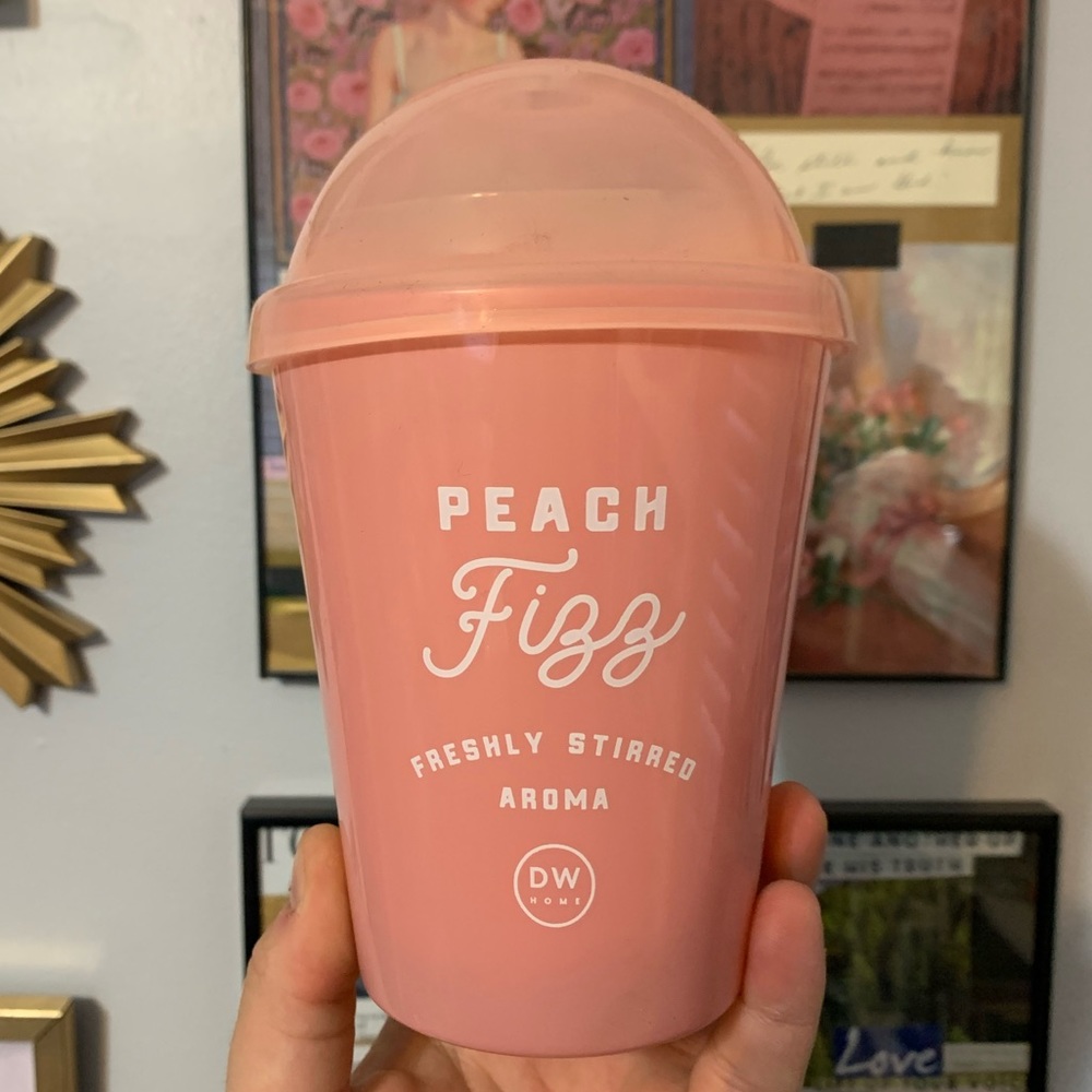 Peach Fizz Candle